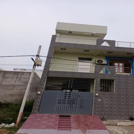 Rent this 3 bed house on unnamed road in Lucknow, Tiwariganj - 226028