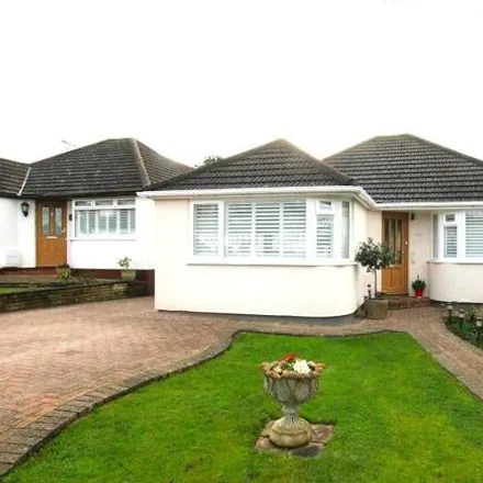 Image 1 - Greenfield Avenue, The Rookery, WD19 5DL, United Kingdom - House for sale