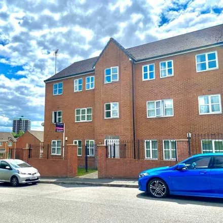 Image 1 - QUEENS PK, Silchester Drive, Manchester, M40 8NS, United Kingdom - Apartment for sale