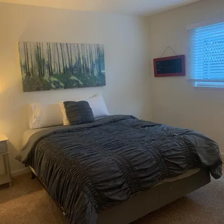 Rent this 1 bed room on 720 Madison Avenue in Redwood City, CA 94063
