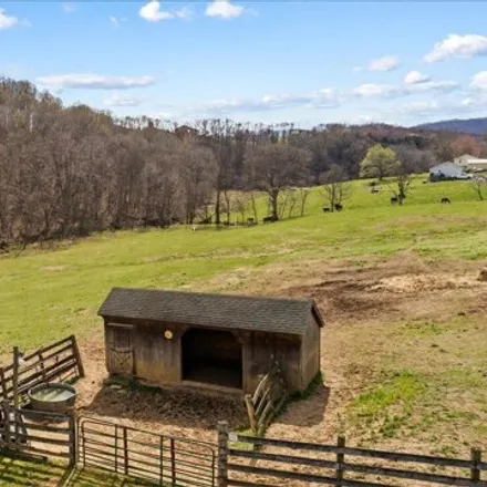 Image 3 - Newport Road, Newport, Page County, VA, USA - House for sale