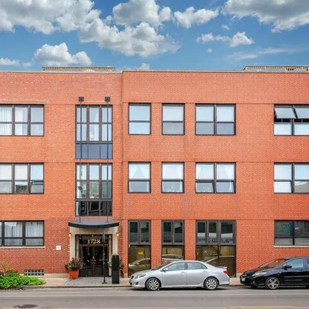 Buy this 1 bed condo on 2012 West Saint Paul Avenue in Chicago, IL 60647
