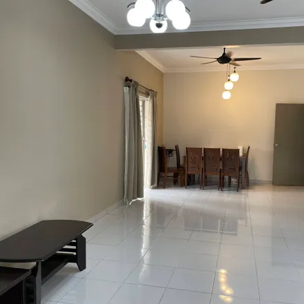 Rent this 3 bed apartment on unnamed road in 70300 Seremban, Negeri Sembilan
