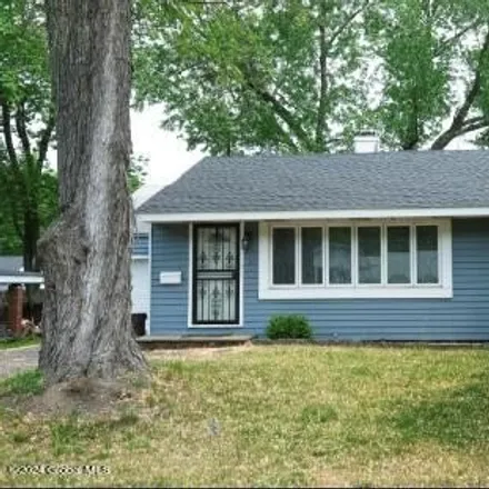 Rent this 2 bed house on 10 Hanifin Ave in Colonie, New York