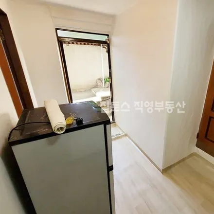 Rent this studio apartment on 서울특별시 광진구 군자동 363-39