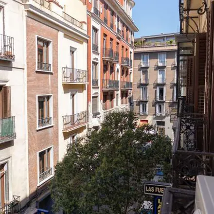 Image 9 - Madrid, Viena Capellanes, Calle del Arenal, 28013 Madrid - Apartment for rent