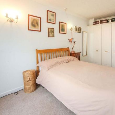 Rent this 0 bed apartment on Scholars Court in Grove Road, Stratford-upon-Avon