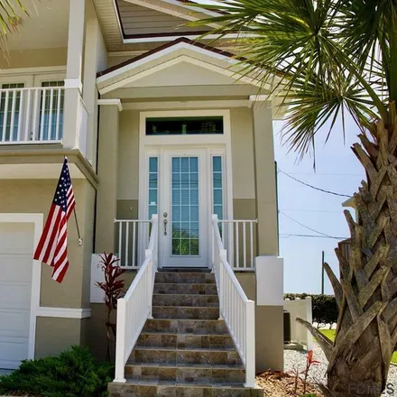 Buy this 3 bed house on 2011 South Central Avenue in Flagler Beach, FL 32136