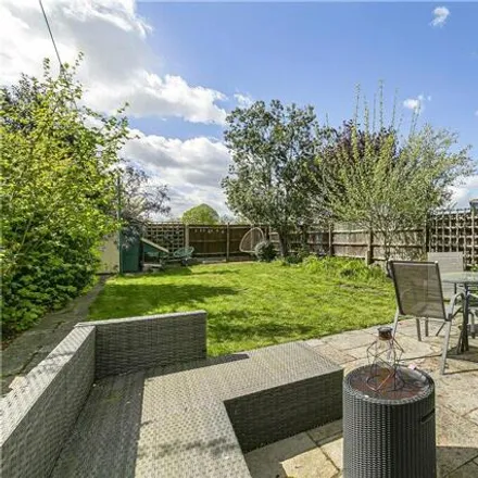 Image 5 - Ryecroft Avenue, London, TW2 6HH, United Kingdom - Duplex for sale