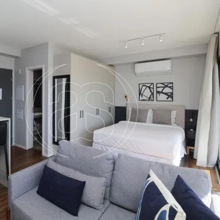 Buy this 1 bed apartment on Avenida Santo Amaro 582 in Vila Olímpia, São Paulo - SP