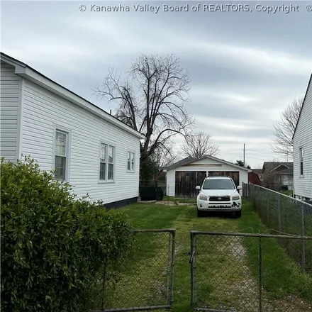 Image 3 - 528 Holley Street, St. Albans, WV 25177, USA - House for sale