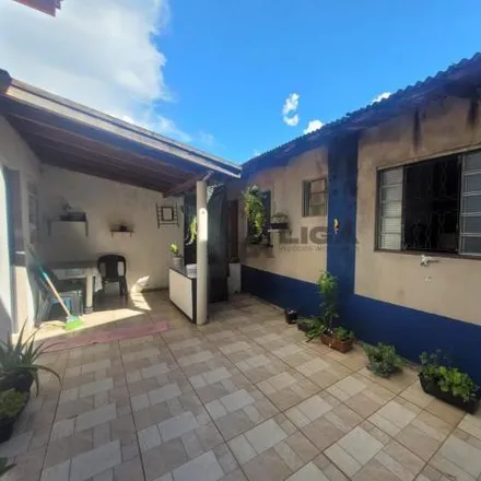 Buy this 3 bed house on Avenida Fausto Pietrobom in Paulínia - SP, 13145-189