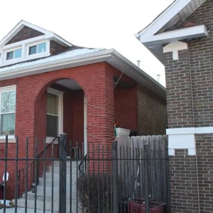Buy this 2 bed house on 8606 South Ada Street in Chicago, IL 60620