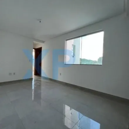 Buy this 2 bed apartment on Rua Lagoa da Prata in Divinópolis - MG, 35503-822