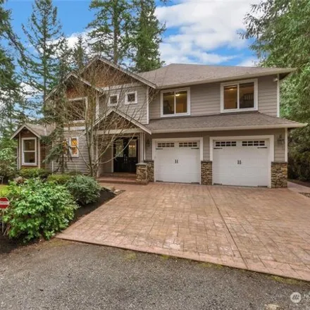 Buy this 4 bed house on Lakewood Road in Lake Goodwin, Snohomish County