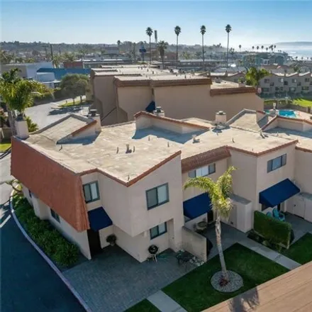 Buy this 2 bed condo on 100 Pismo Avenue in Pismo Beach, San Luis Obispo County