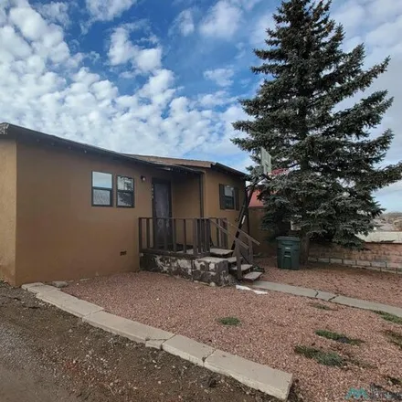 Image 3 - 512 Burke Drive, Gallup, NM 87301, USA - House for sale