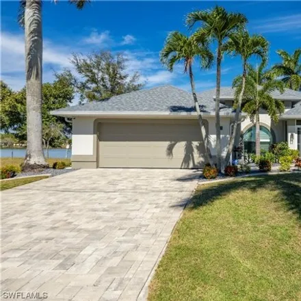Image 1 - 321 Southeast 6th Street, Cape Coral, FL 33990, USA - House for sale