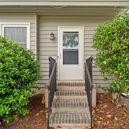 Buy this 2 bed condo on 306 River Walk Drive in New Bern, NC 28560