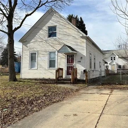 Image 2 - 3778 East 52nd Street, Cleveland, OH 44105, USA - House for sale