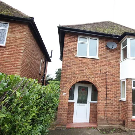 Rent this 3 bed house on 17 Berry Way in Rickmansworth, WD3 7EU