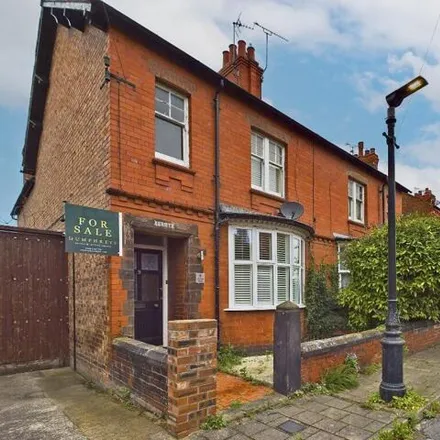 Buy this 4 bed duplex on Churton Road in Chester, CH3 5EB