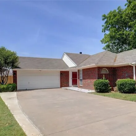 Buy this 3 bed house on 98 Tumbleweed Court in Wichita Falls, TX 76310