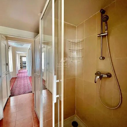 Image 1 - 4 bis Avenue de Paris, 78000 Versailles, France - Apartment for rent
