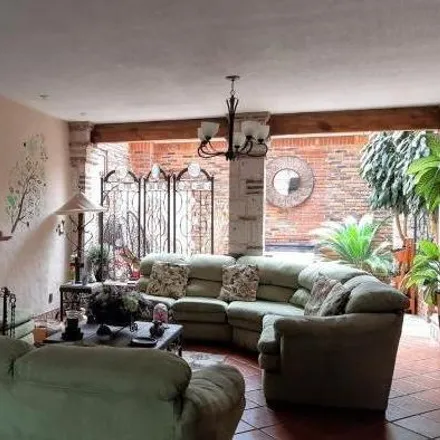 Buy this 4 bed house on Plaza Mayor in Calle Leona Vicario, 52140 Metepec