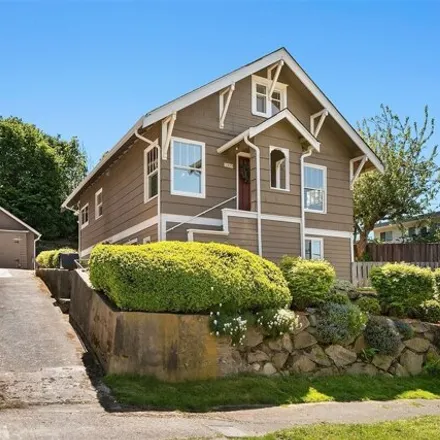 Buy this 3 bed house on 1309 West Dravus Street in Seattle, WA 98119