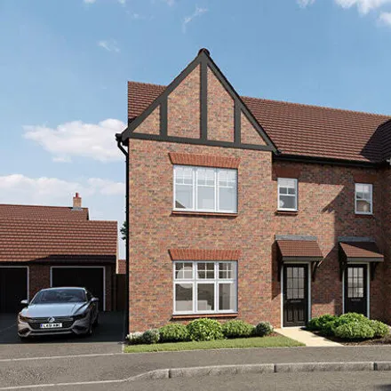 Buy this 3 bed duplex on unnamed road in Stratford-upon-Avon, CV37 9RZ