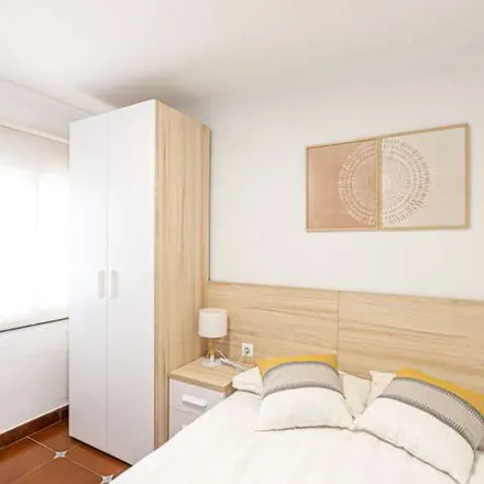 Image 2 - Carrer de Llavinés, 08904 l'Hospitalet de Llobregat, Spain - Apartment for rent