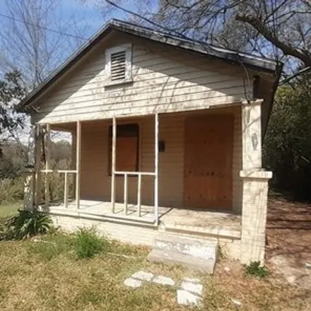 Buy this 1 bed house on 599 24th Street in Columbus, GA 31904