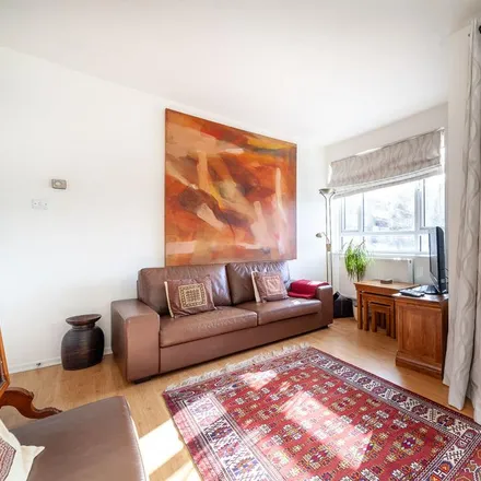 Rent this 2 bed apartment on Fernwood in Albert Drive, London