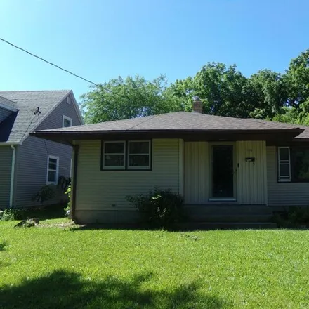 Buy this 3 bed house on 1120 Ashland Ave in Rockford, Illinois