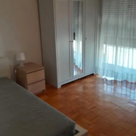 Rent this 3 bed apartment on Faculdade das Ciências da Saúde in Travessa da Ferreira, 4200-143 Porto