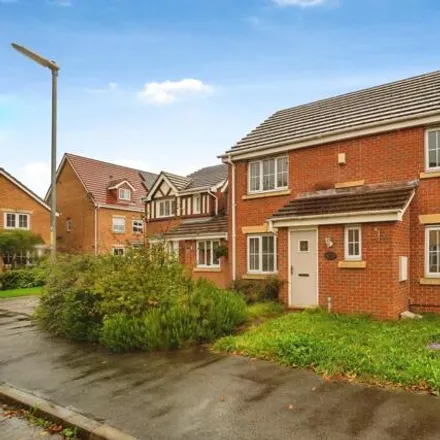 Buy this 4 bed house on Townlands Close in Darfield, S73 0BQ