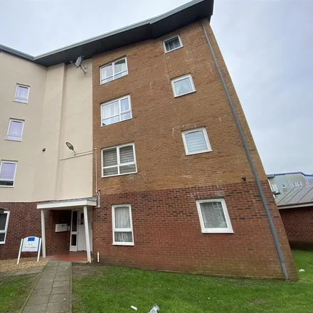 Rent this 2 bed apartment on unnamed road in Llanelli, SA15 2LH