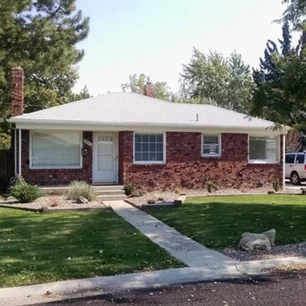 Buy this 2 bed house on 900 South Wade Circle in Boise, ID 83705