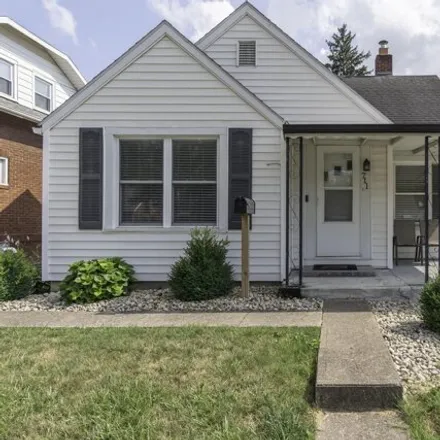 Buy this 3 bed house on 711 Campbell Rd in Sidney, Ohio