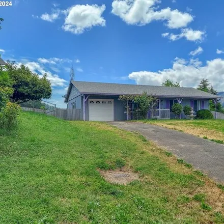 Buy this 3 bed house on 223 Clark Terrace in Douglas County, OR 97457