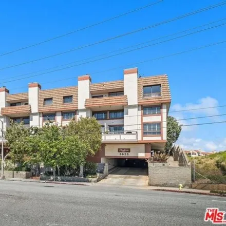 Buy this 2 bed condo on 8828 Pershing Drive in Los Angeles, CA 90293