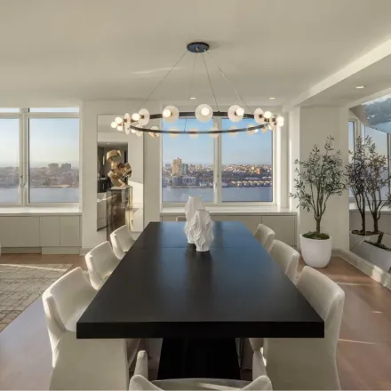 Image 3 - The Rushmore, 80 Riverside Boulevard, New York, NY 10069, USA - Apartment for rent