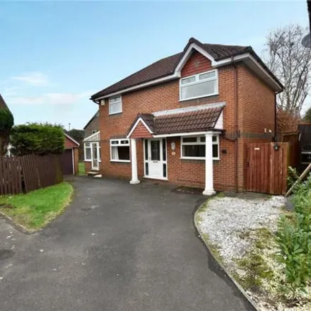Buy this 4 bed house on Gretton Close in Luzley Brook, OL2 6LF