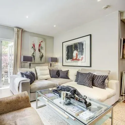 Image 4 - Hortensia House, Hortensia Road, Lot's Village, London, SW10 0QR, United Kingdom - House for sale