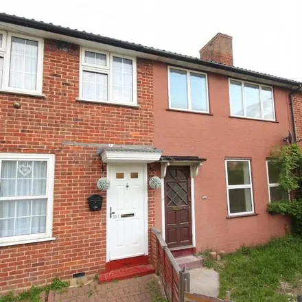 Rent this 3 bed townhouse on Castleton Road in London, SE9 4BS