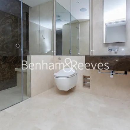 Image 4 - Chelsea Creek Tower, Park Street, London, SW6 2QF, United Kingdom - Room for rent