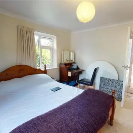 Image 5 - Frant Road, Royal Tunbridge Wells, TN2 5SA, United Kingdom - Room for rent