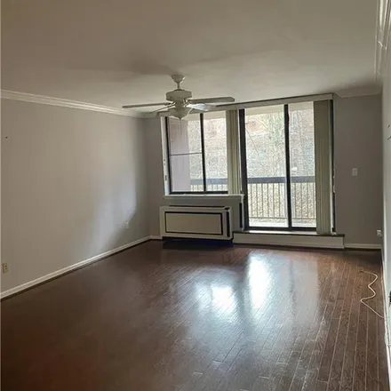 Rent this 1 bed apartment on 1374 Midland Avenue in Gunther Park, City of Yonkers