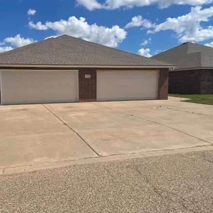 Rent this 3 bed duplex on Buckners Baptist Benevolences Church in 114 Brentwood Avenue, Lubbock